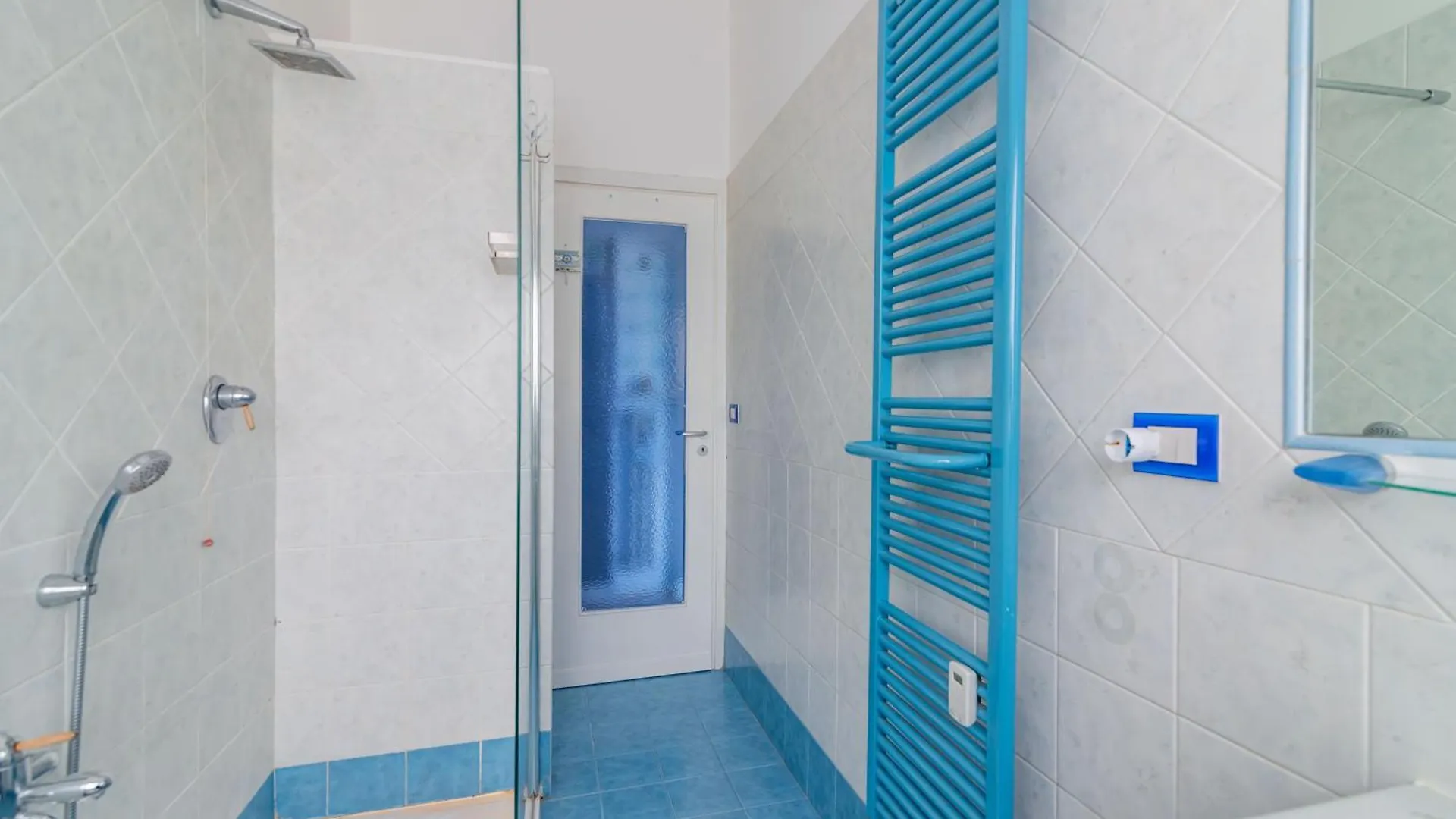 Appartamento Casa Marconi - Pavia City - By Host4U