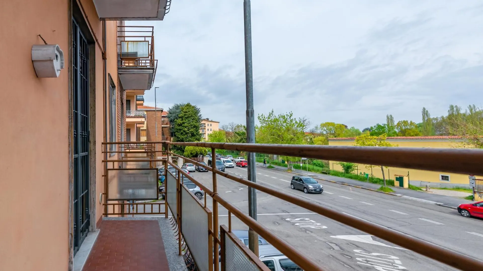 Appartamento Casa Marconi - Pavia City - By Host4U